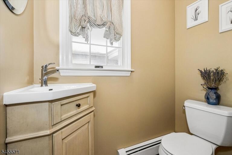 Property listing MLS 4048850 photo 20