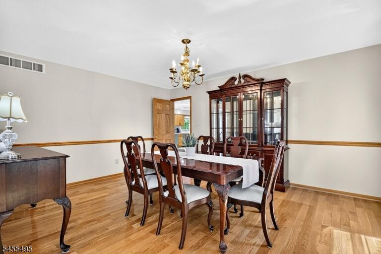 Property listing MLS 4048855 photo 15