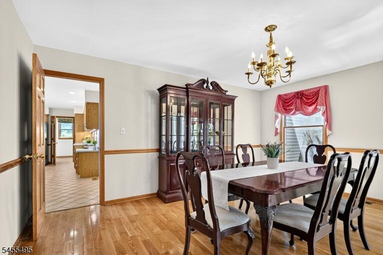 Property listing MLS 4048855 photo 17