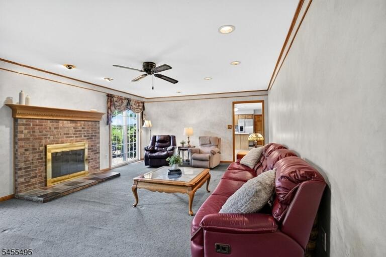 Property listing MLS 4048855 photo 27