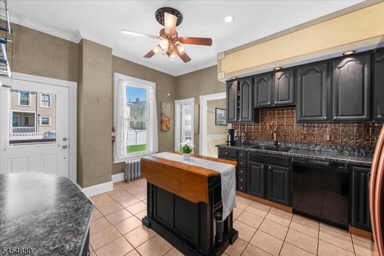 Property listing MLS 4048859 photo 15