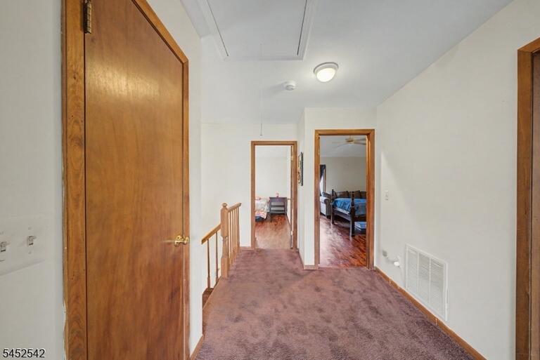 Property listing MLS 4048862 photo 10