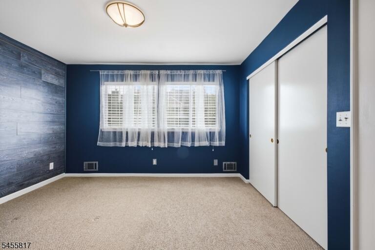 Property listing MLS 4048864 photo 9