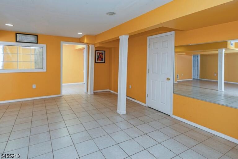 Property listing MLS 4048979 photo 30