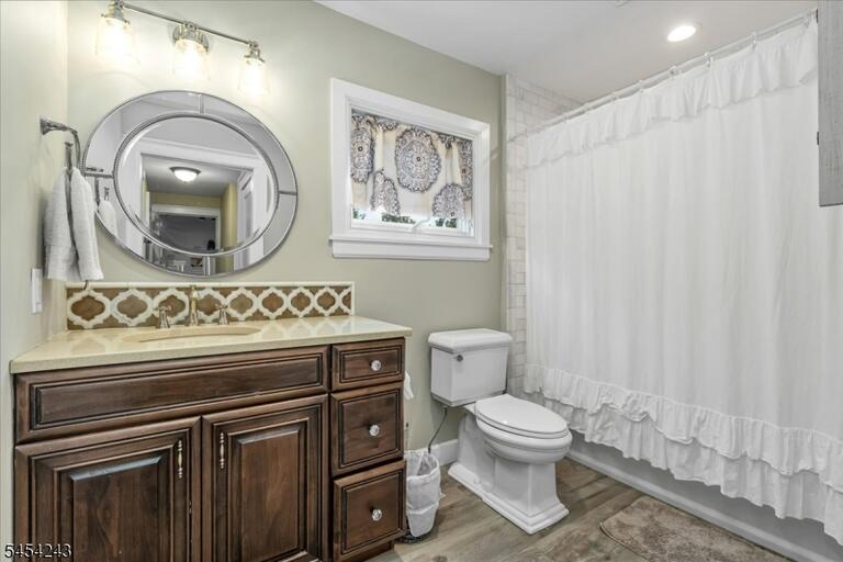 Property listing MLS 4049018 photo 26