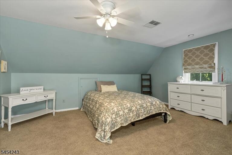 Property listing MLS 4049018 photo 29