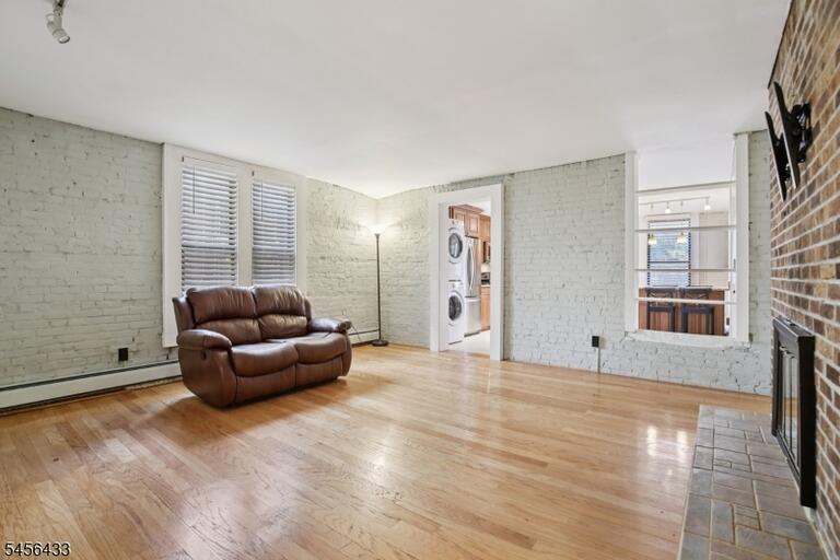 Property listing MLS 4049042 photo 10