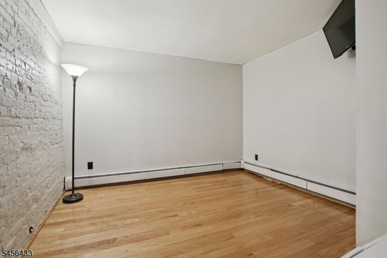 Property listing MLS 4049042 photo 20
