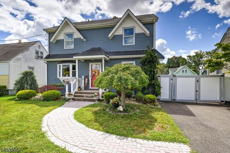 Property listing MLS 4049050 photo 1
