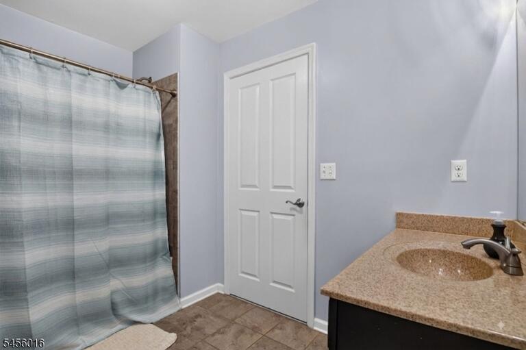 Property listing MLS 4049054 photo 31