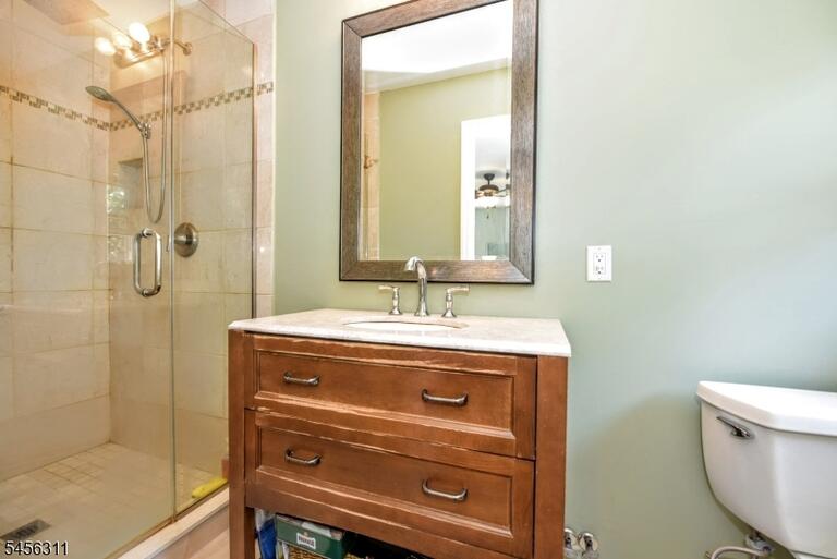Property listing MLS 4049069 photo 17