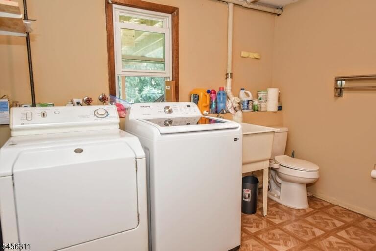 Property listing MLS 4049069 photo 24