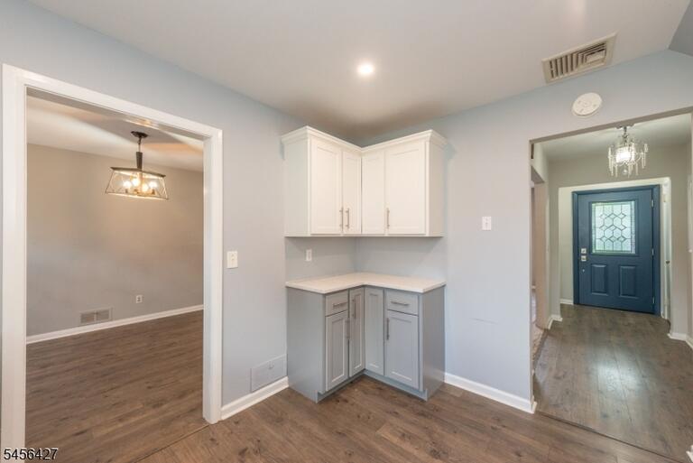 Property listing MLS 4049070 photo 10