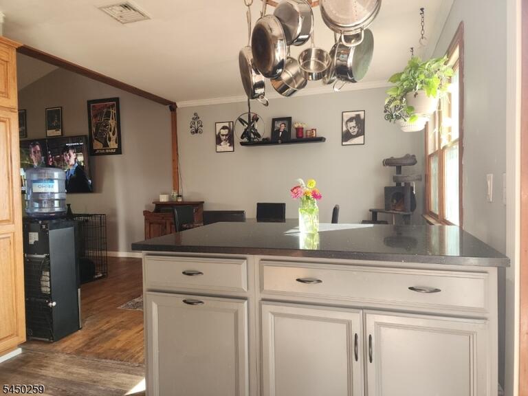 Property listing MLS 4049101 photo 13