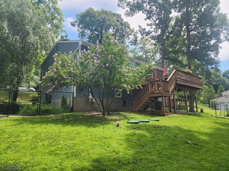 Property listing MLS 4049101 photo 36