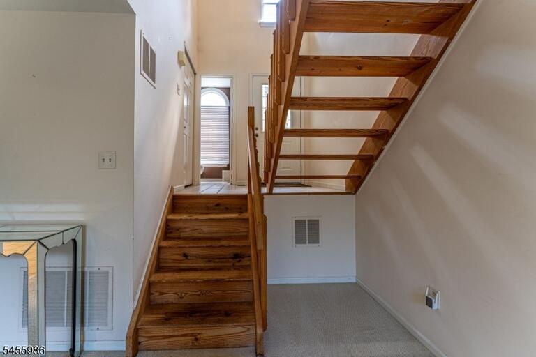Property listing MLS 4049102 photo 10