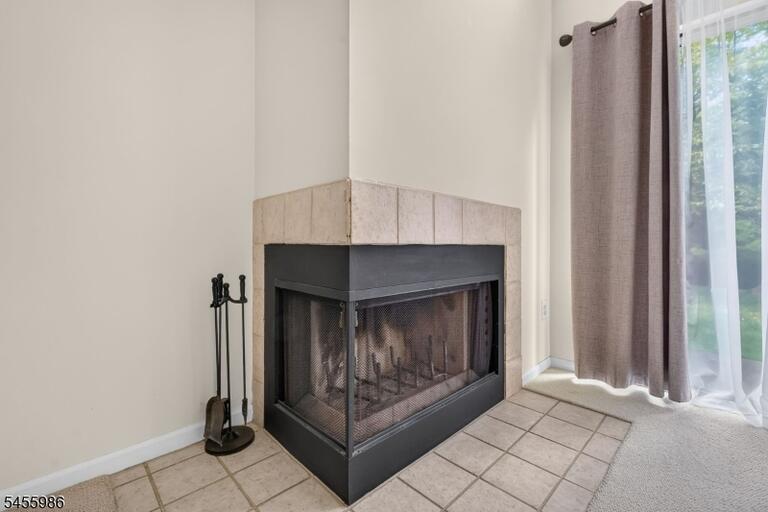 Property listing MLS 4049102 photo 18