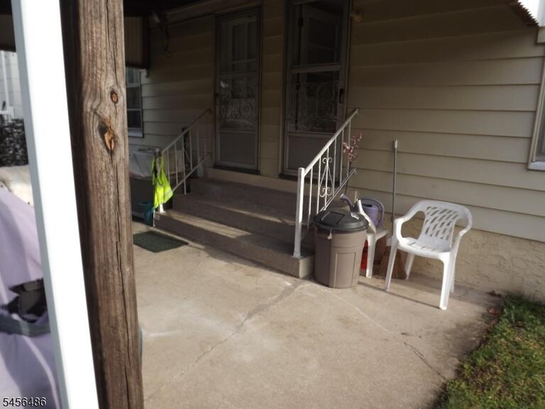 Property listing MLS 4049104 photo 29