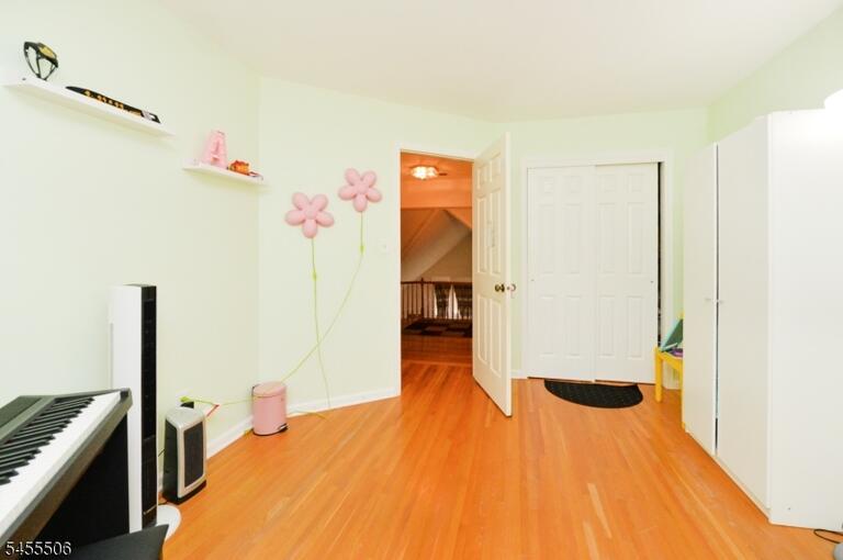 Property listing MLS 4049113 photo 12