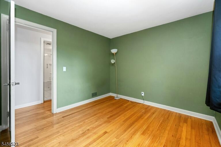 Property listing MLS 4049141 photo 17