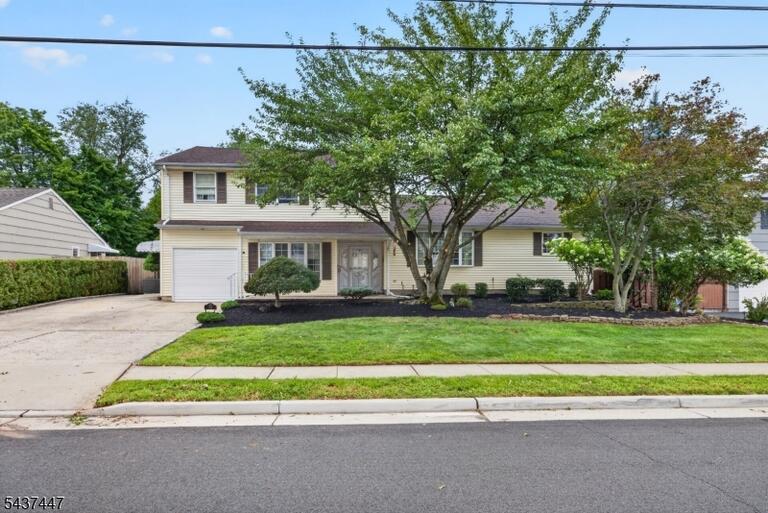 Property listing MLS 4049152 photo 1