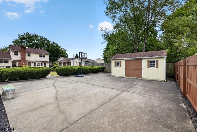 Property listing MLS 4049152 photo 23