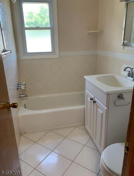 Property listing MLS 4049308 photo 14