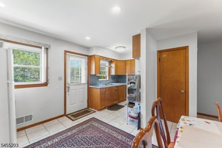 Property listing MLS 4049308 photo 26