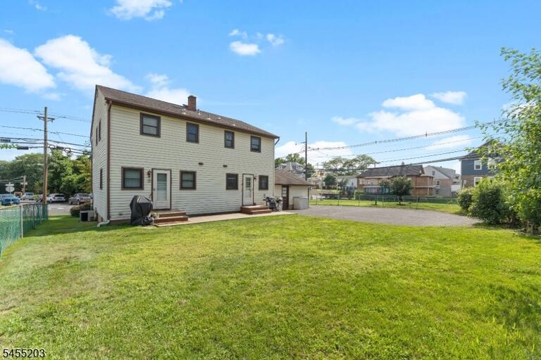 Property listing MLS 4049308 photo 6