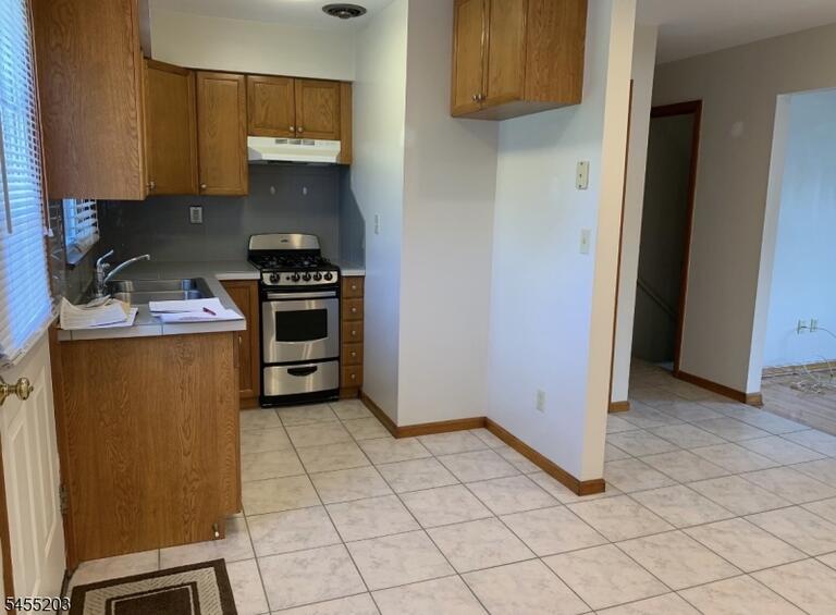 Property listing MLS 4049308 photo 9