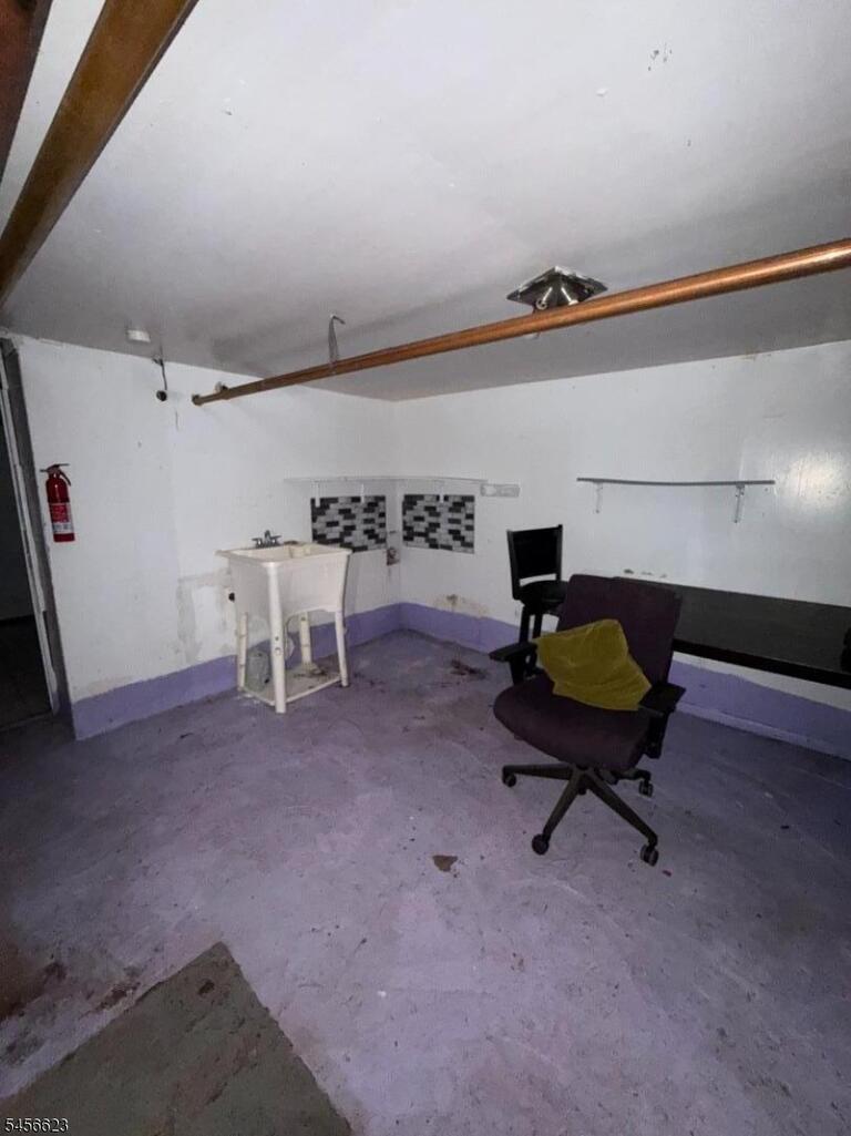 Property listing MLS 4049336 photo 16
