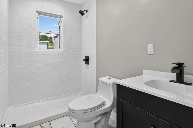 Property listing MLS 4049355 photo 11