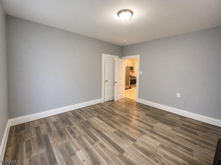 Property listing MLS 4049397 photo 8