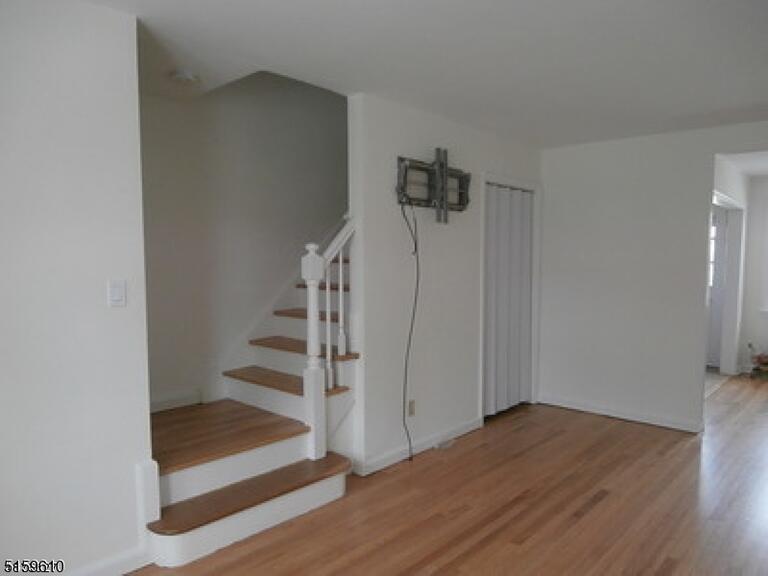 Property listing MLS 4049406 photo 7