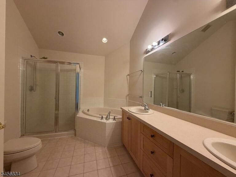 Property listing MLS 4049422 photo 11