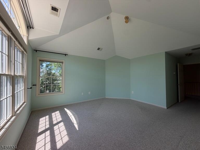 Property listing MLS 4049422 photo 8