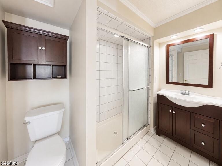 Property listing MLS 4049423 photo 8