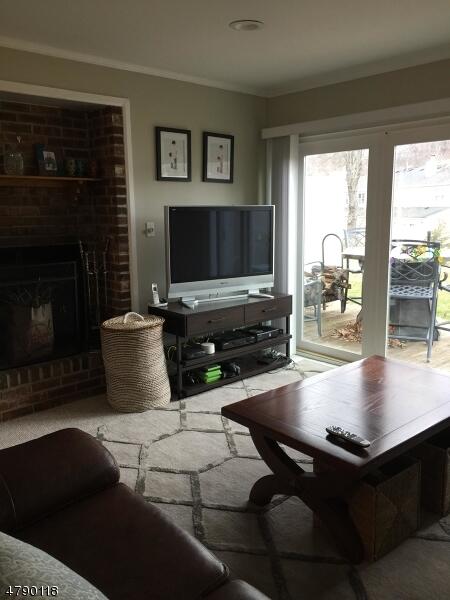 Property listing MLS 4049434 photo 8