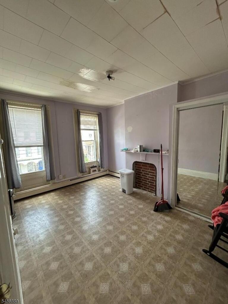 Property listing MLS 4049464 photo 25