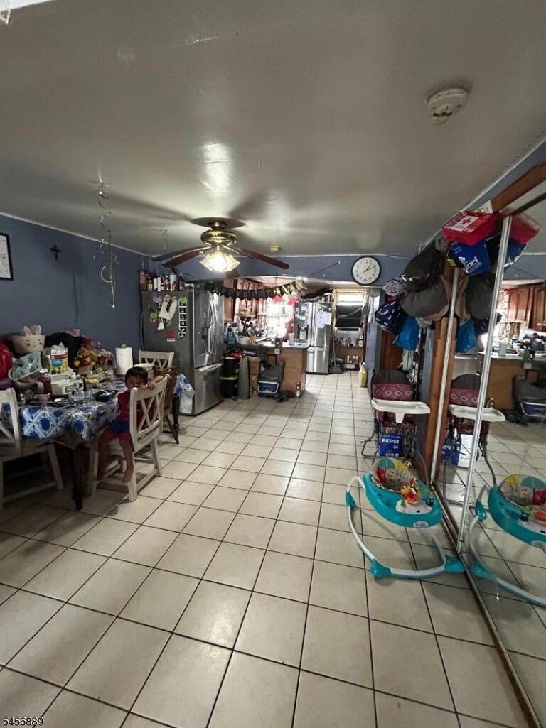 Property listing MLS 4049464 photo 3