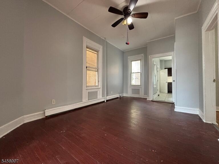 Property listing MLS 4049476 photo 3