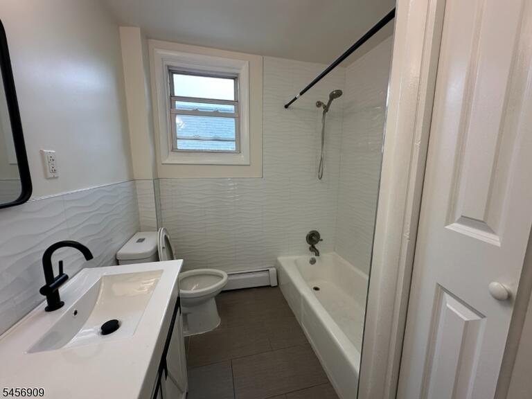Property listing MLS 4049478 photo 9