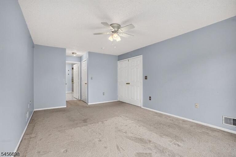 Property listing MLS 4049521 photo 12