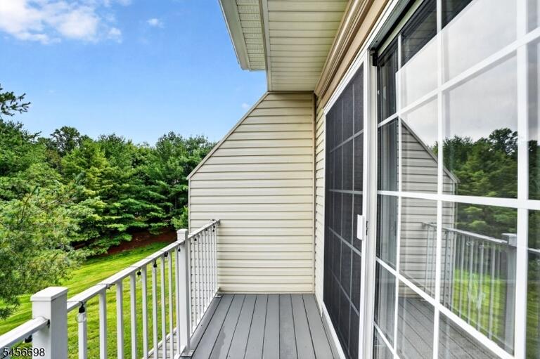 Property listing MLS 4049521 photo 15