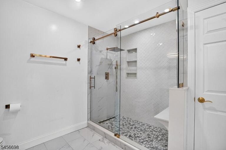 Property listing MLS 4049521 photo 17