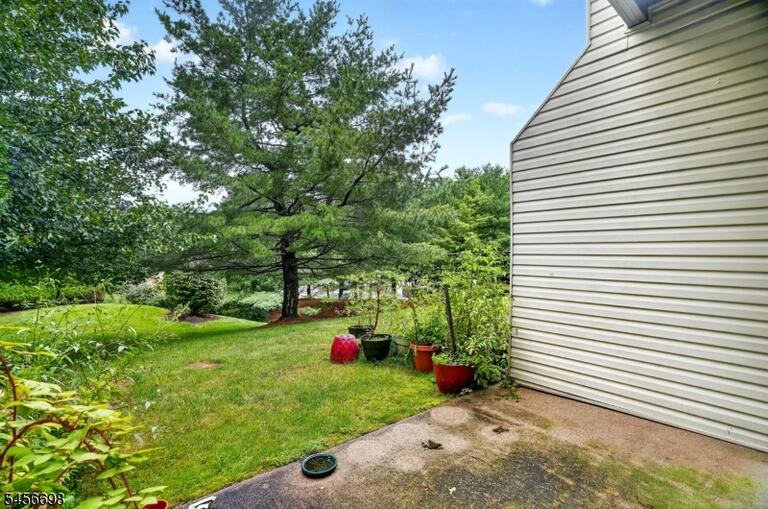 Property listing MLS 4049521 photo 7
