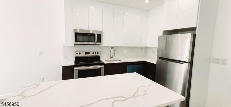 Property listing MLS 4049527 photo 8