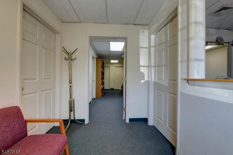 Property listing MLS 4049571 photo 5