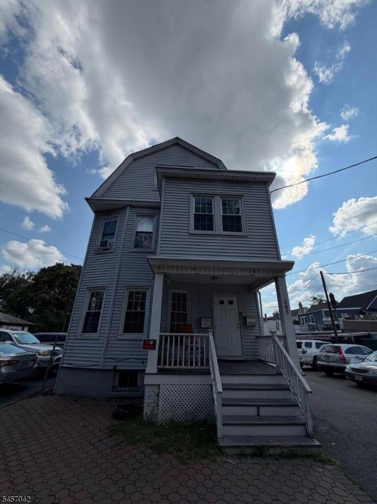 Property listing MLS 4049591 photo 1