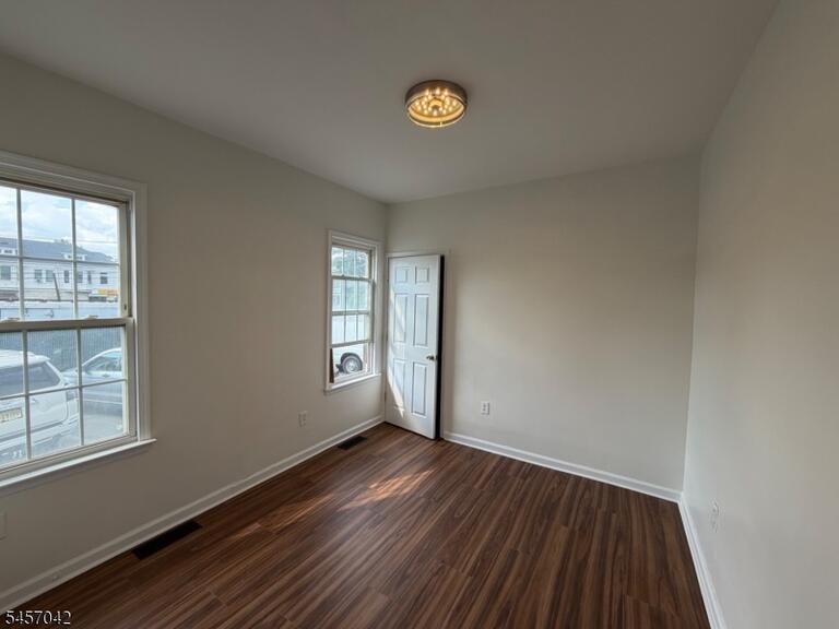 Property listing MLS 4049591 photo 11